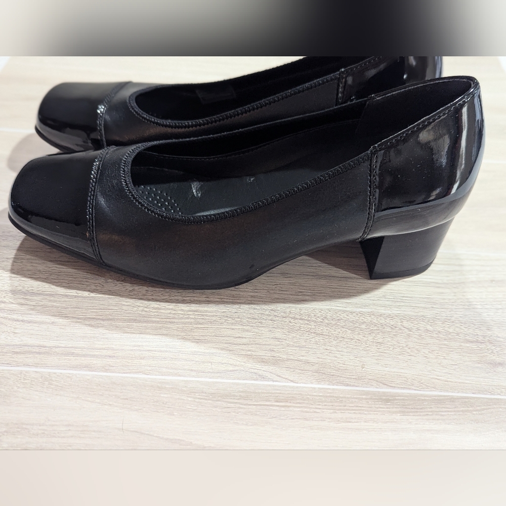 Ara Women's Black Two Tone Matte Patent Leather Dress Shoes Size 5.5 EU  36 GUC - Picture 2 of 8